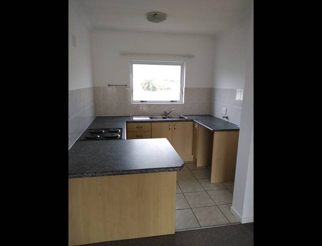 2 BEDROOM APARTMENT RENTED IN ROME